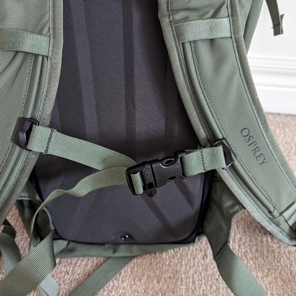 OSPREY GLADE12 **NEW** - Picture 8 of 12